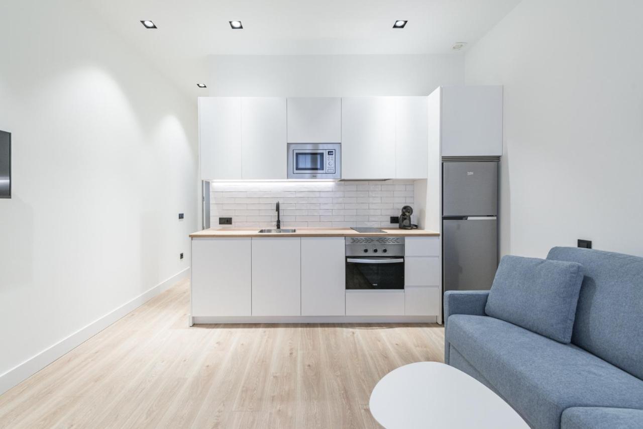 Apartament Jes B Close To Bernabeu Stadium Madrid Esterno foto